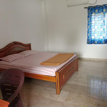 Urc Lodge Perundurai Exteriör bild